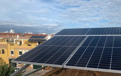 SEVILLA | Instalación fotovoltaica sobre pérgola 4KW